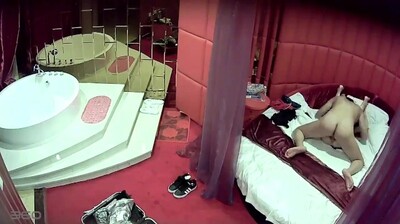 情趣酒店激情偷拍 极品素人嫩妹求欢 无套直入中出大尺度实录 极上ボディ完全征服